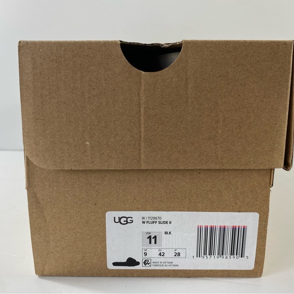 UGG Fluff Slide II Sheepskin Black Slide Slipper - Picture 11 of 11